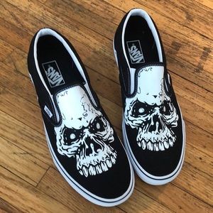 Vans Skull slip ons